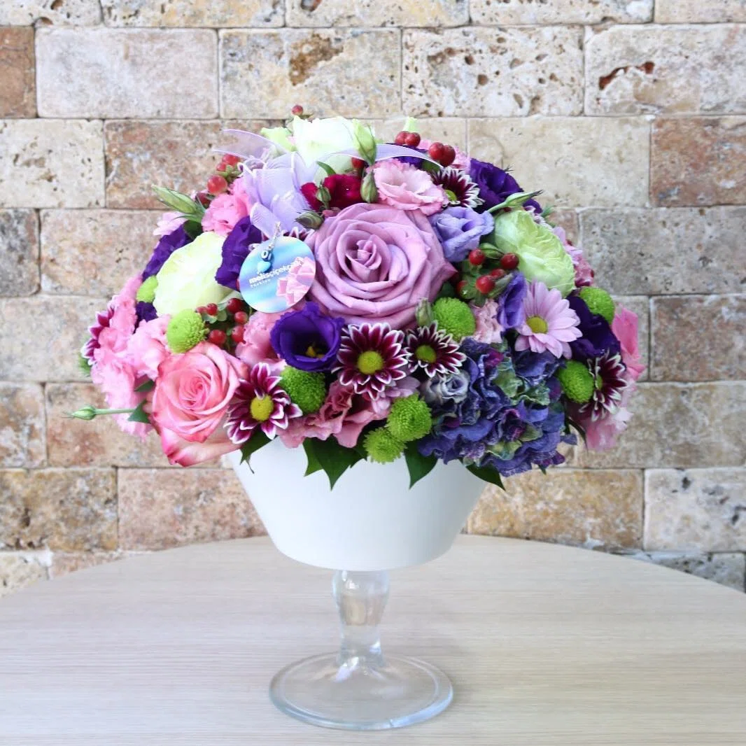 Lavanta Rüyası – Lila Gül, Ortanca ve Lisianthus Aranjmanı