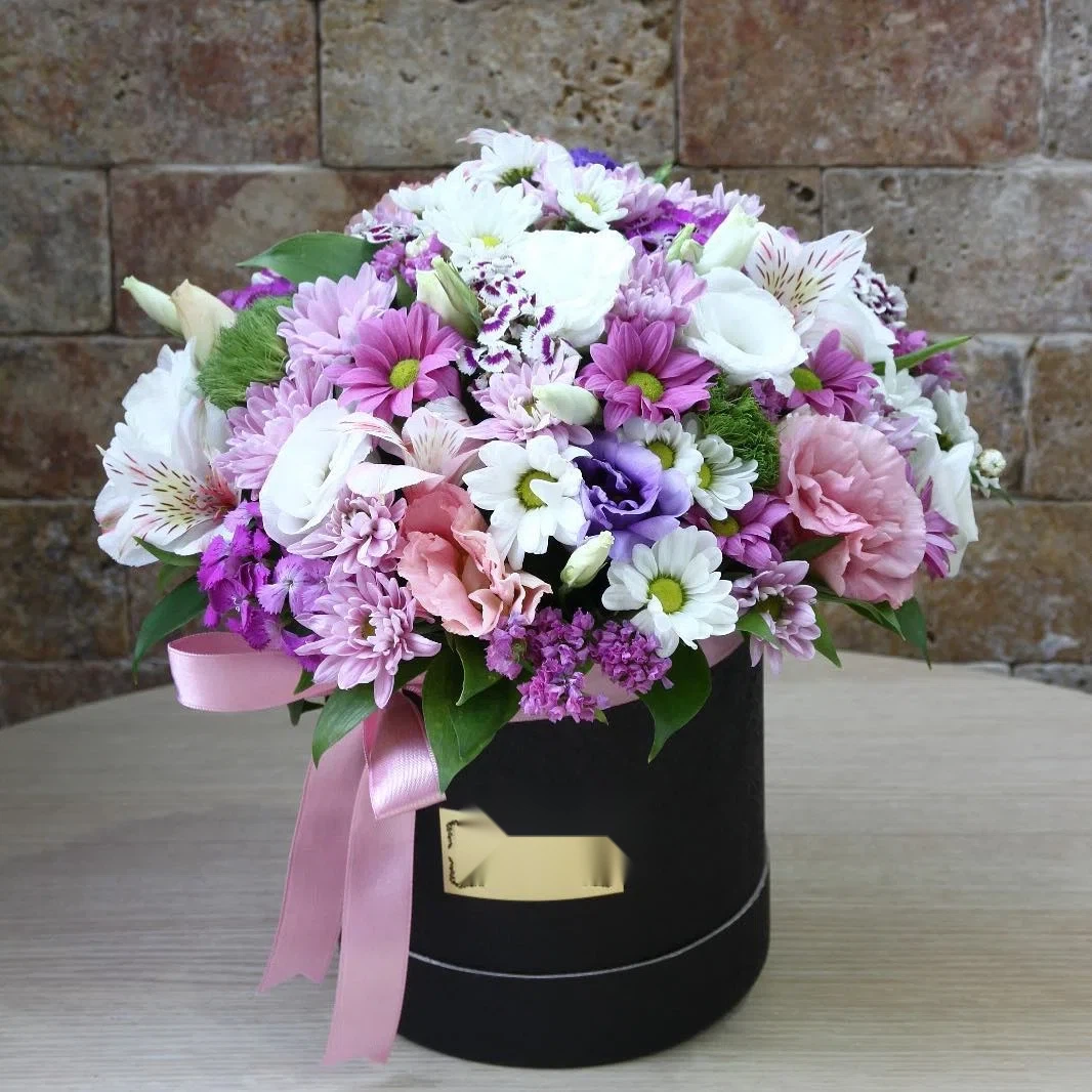 Bahar Esintisi – Lisianthus ve Papatya Aranjmanı