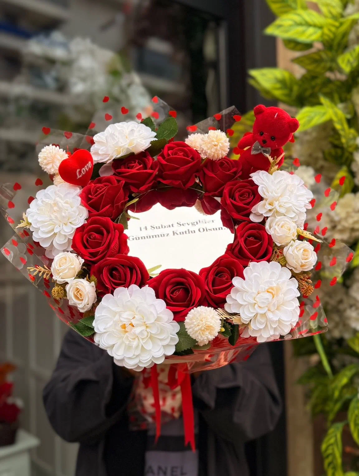 Aynalı Kalbimdeki Sen Romantik Gül Aranjmanı